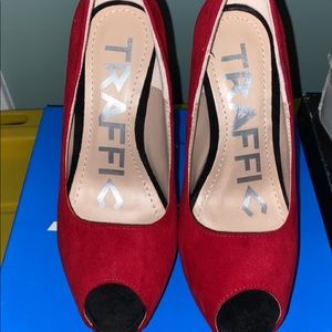 Red peep toe